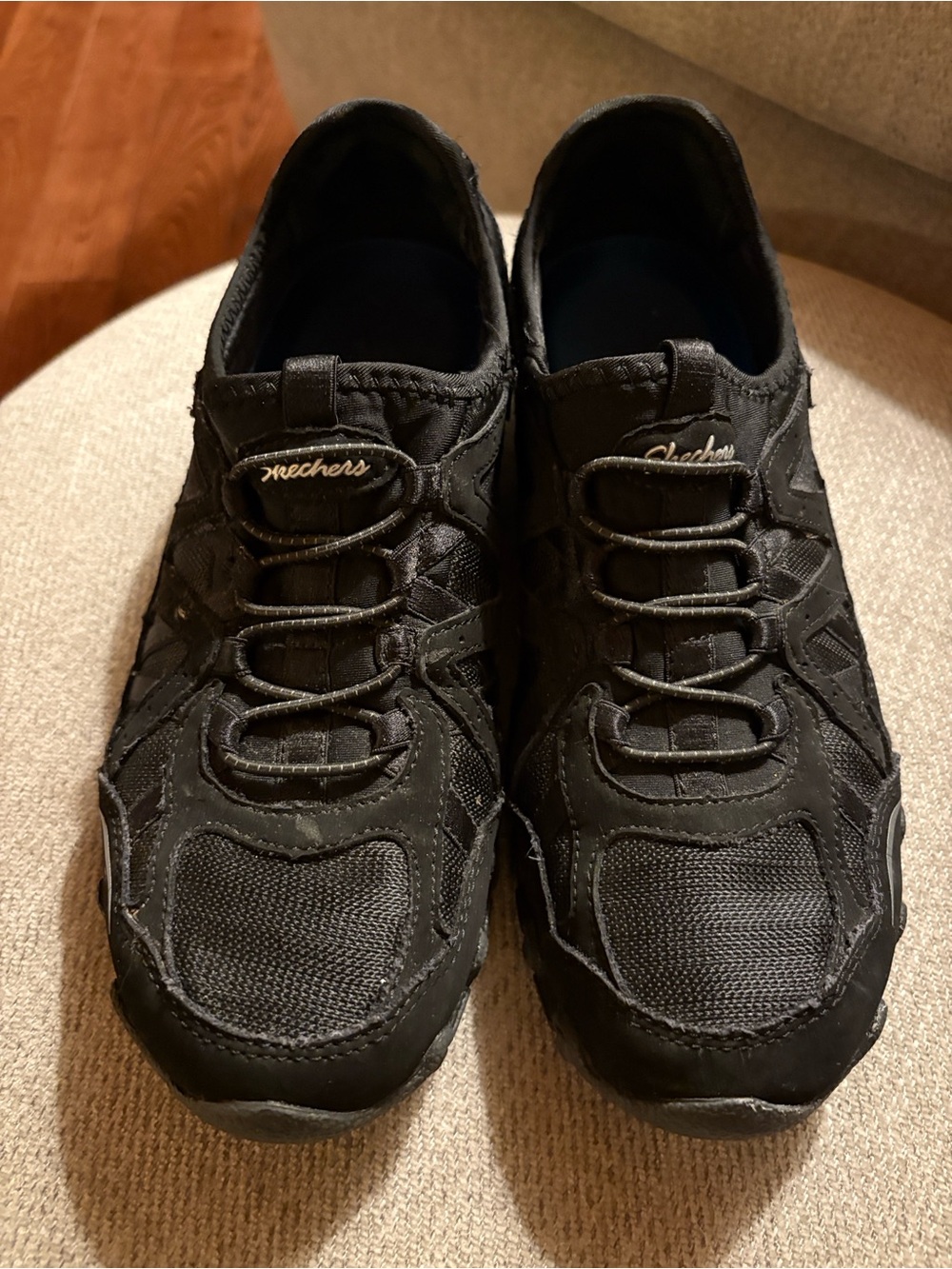 Skechers 5.5 women’s Black slip-on walking sneakers, reflective logo, comfy - Picture 8 of 8